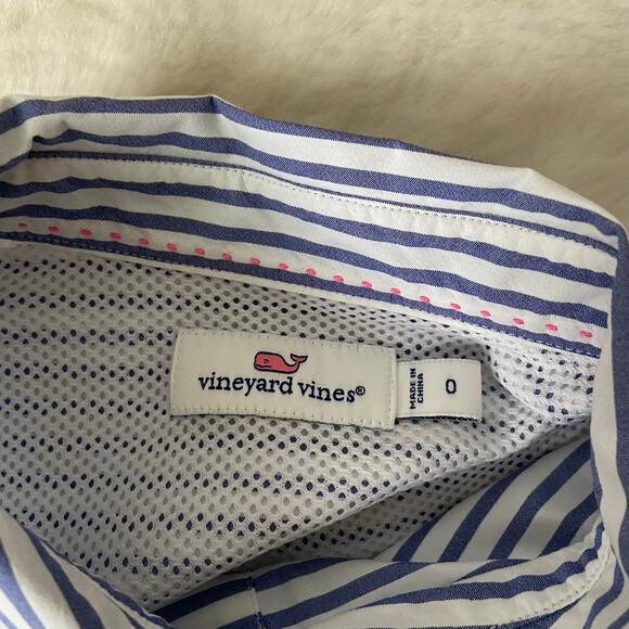Vineyard Vines Striped Button-Down Size 0 - Picture 4 of 5